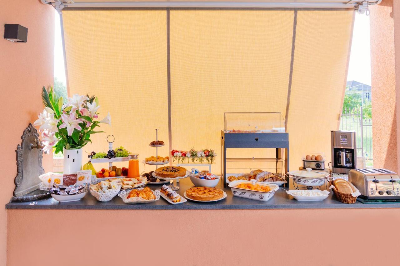 Le Monachelle Luxury Bed & Breakfast Eboli Bagian luar foto